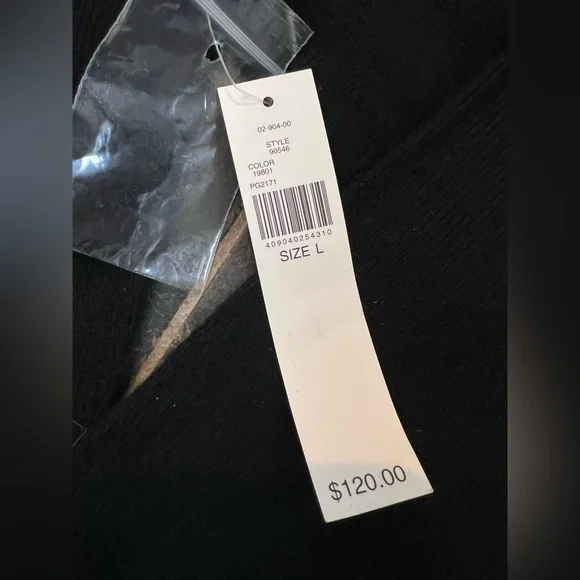 New with tags Lord and Taylor cashmere black turtleneck sweater size large - Picture 2 of 2